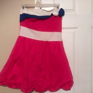 Off shoulders dress
